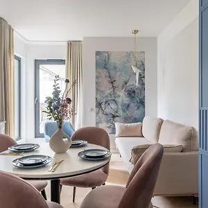 https://monte27-no-4-with-terrace-by-oneapartments.gdanskhotel.org